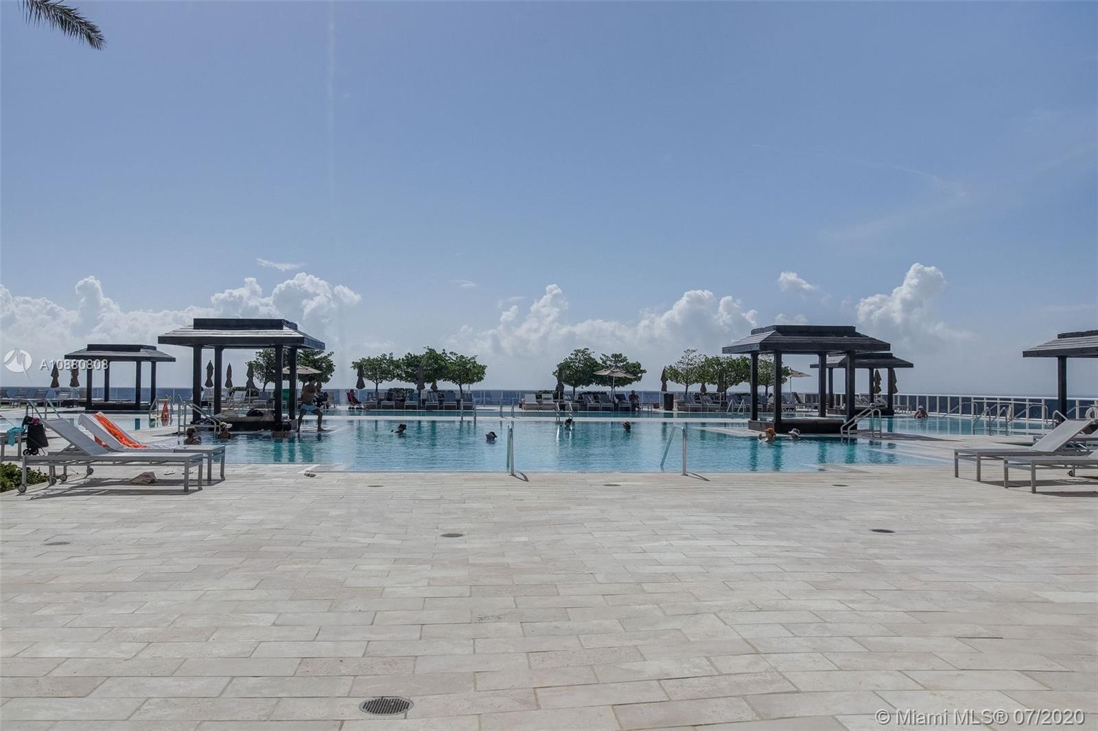 See details 405 2 / 2 1782 sq. ft. $ 2020-10-07 0 Photo