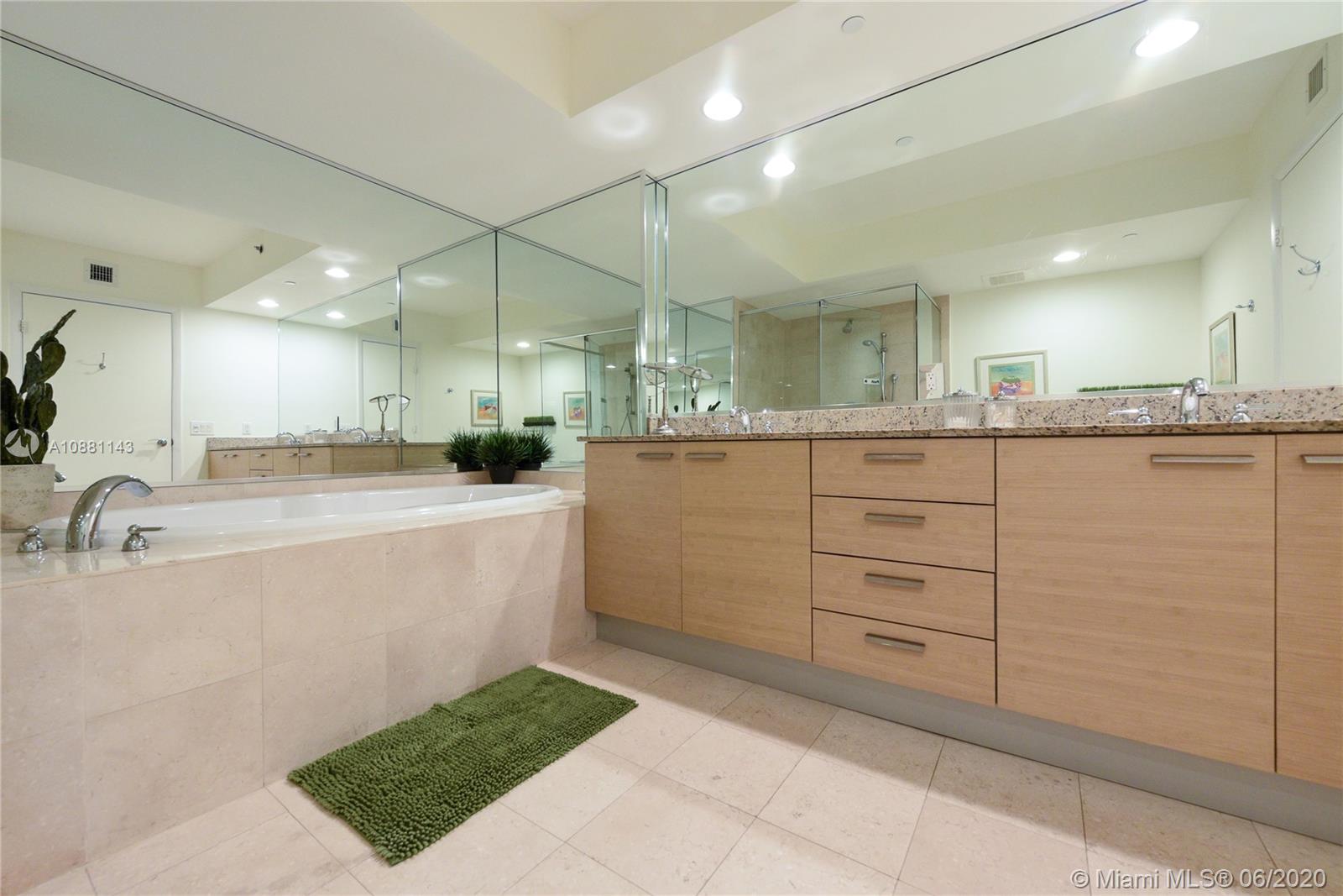 See details 4808 2 / 2 1458 sq. ft. $ 2020-08-31 0 Photo