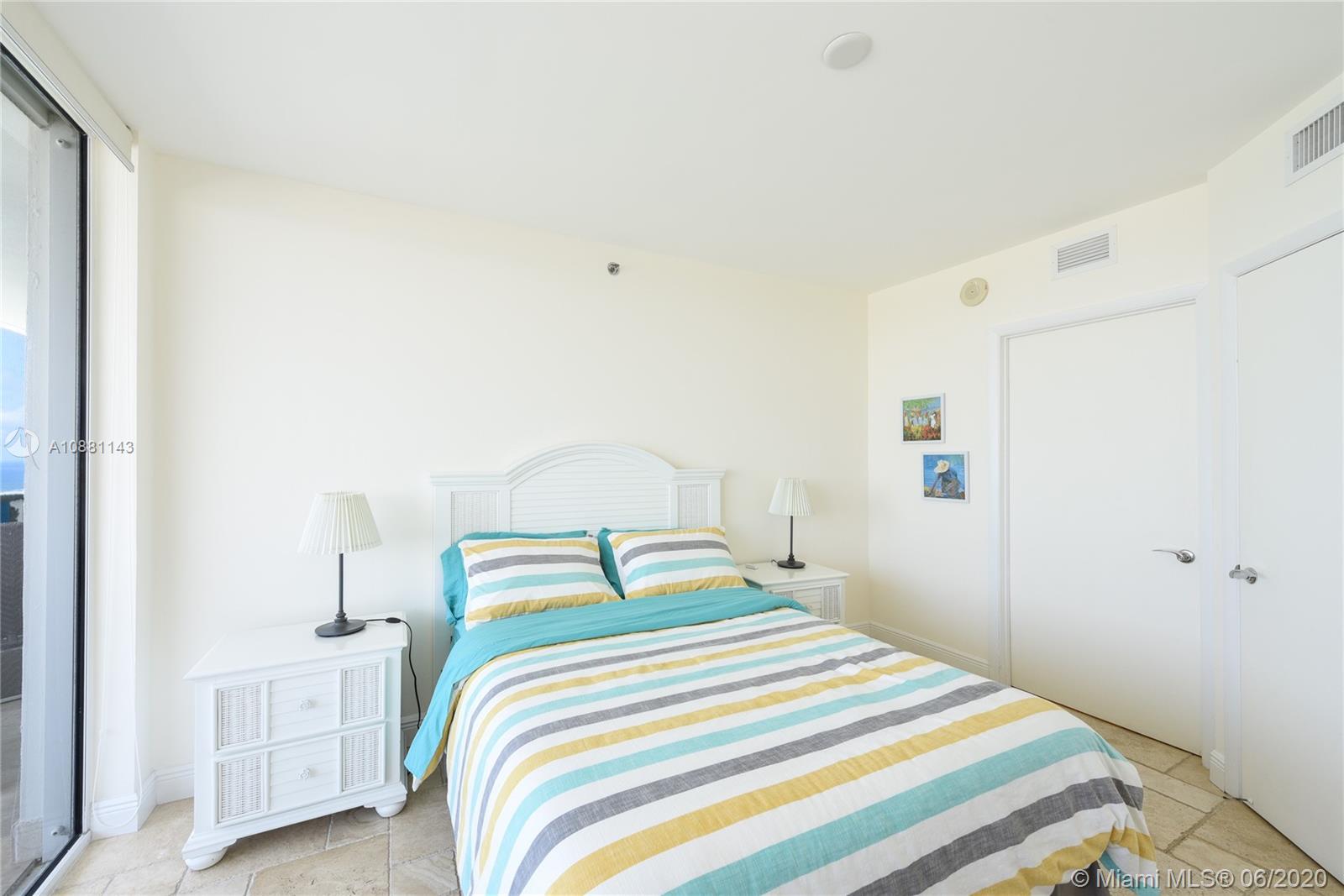 See details 4808 2 / 2 1458 sq. ft. $ 2020-08-31 0 Photo