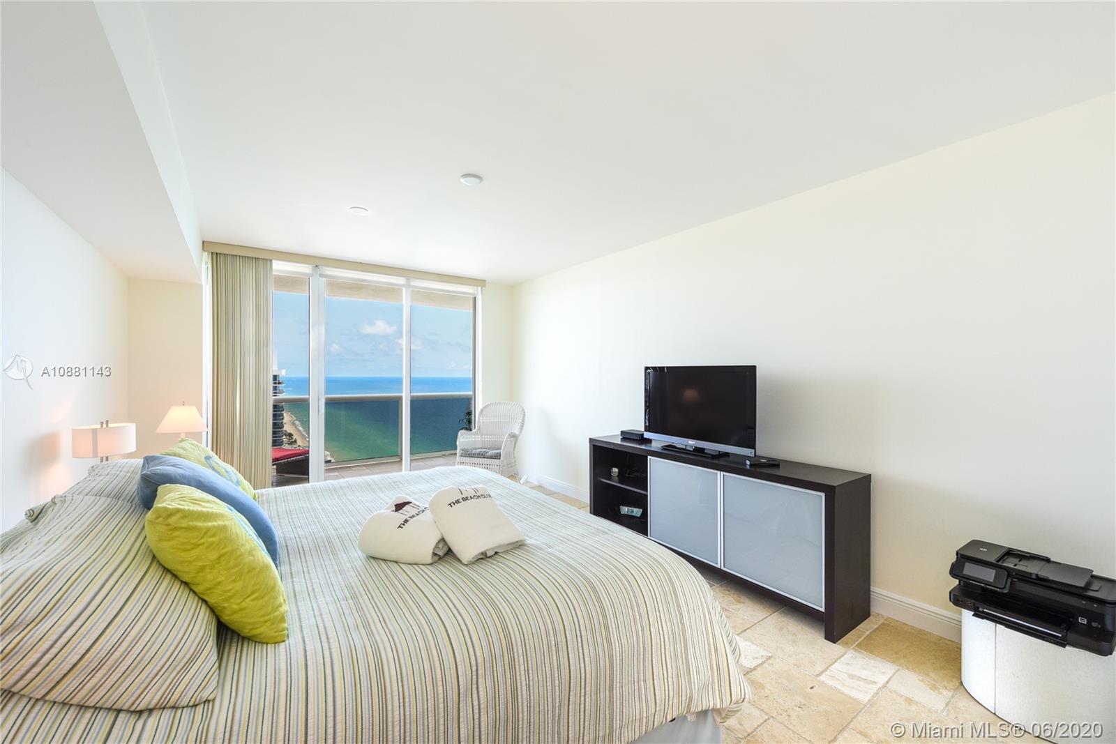 See details 4808 2 / 2 1458 sq. ft. $ 2020-08-31 0 Photo