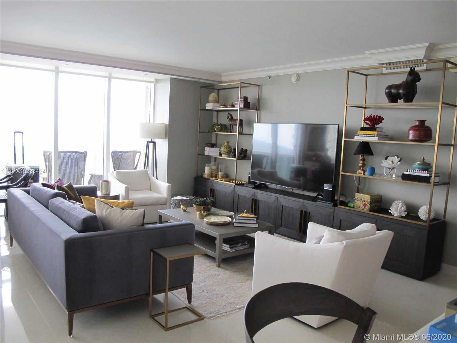 See details 1501 3 / 4 2078 sq. ft. $ 2020-09-08 0 Photo