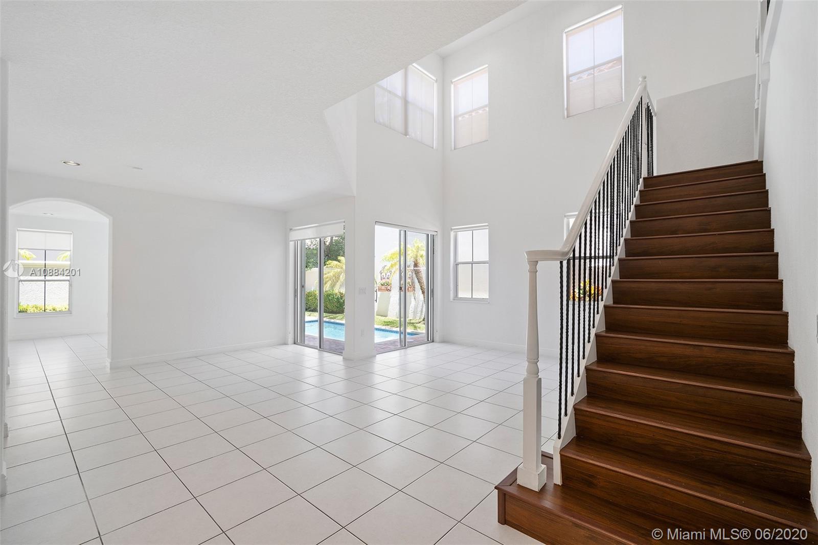Photo of 1436 Breakwater Ter, Hollywood, Florida, 33019 - Front View