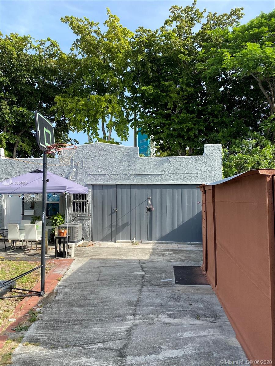 See details / 1610 sq. ft. $ 2020-06-30 0 Photo
