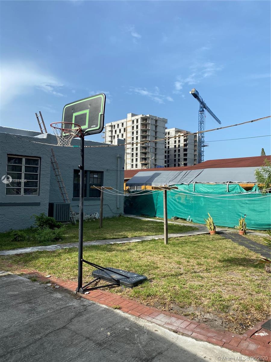 See details / 1610 sq. ft. $ 2020-06-30 0 Photo