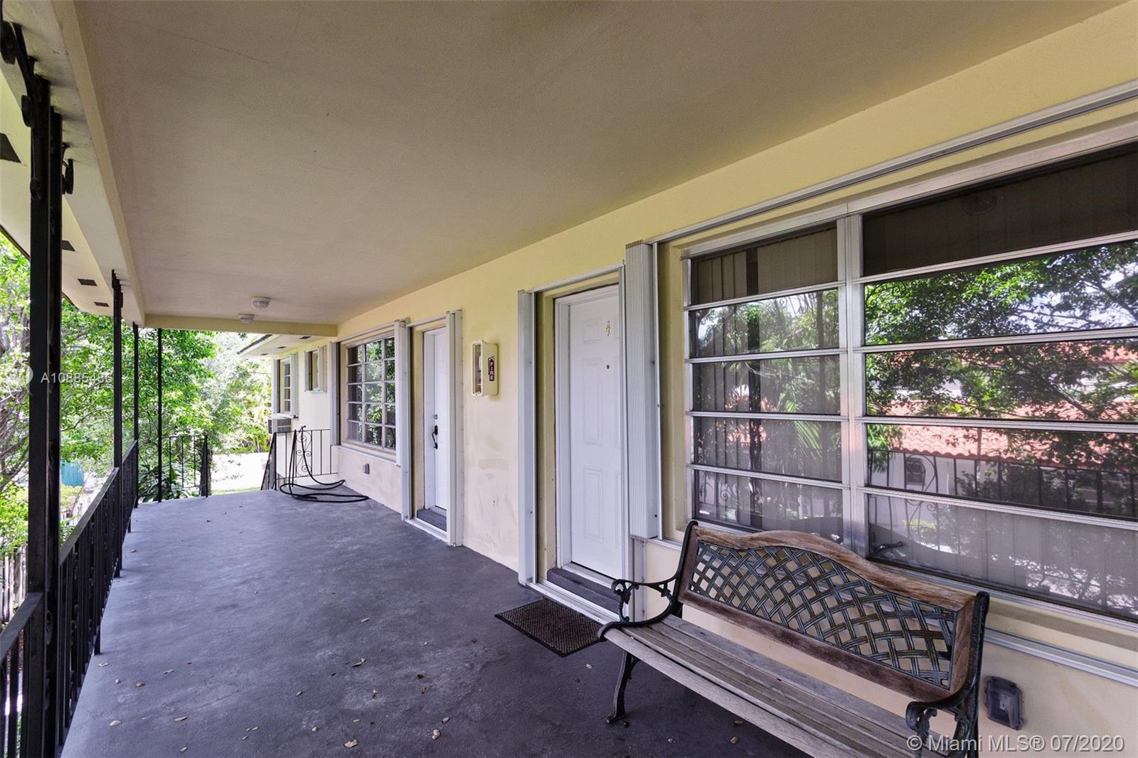 See details / 4789 sq. ft. $ 2020-12-01 0 Photo