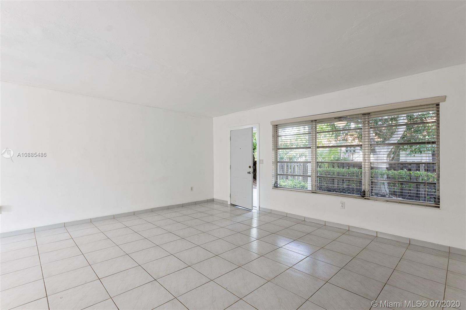 See details / 4789 sq. ft. $ 2020-12-01 0 Photo