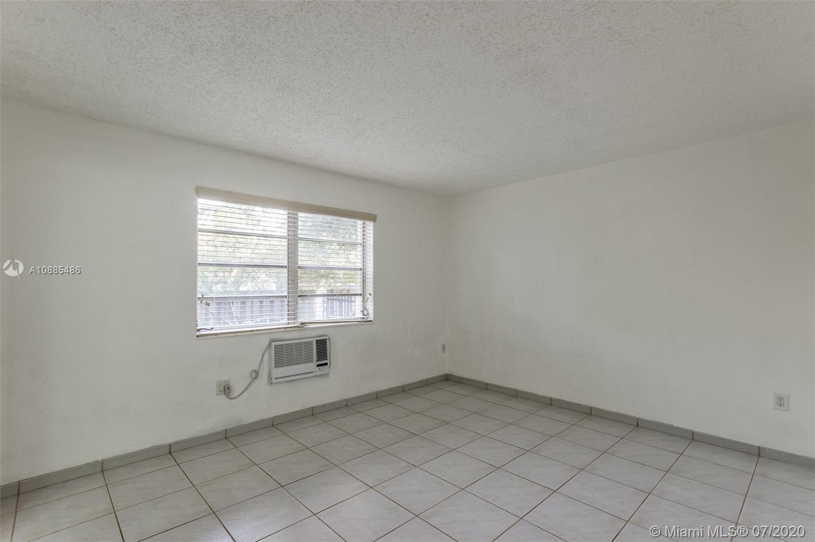 See details / 4789 sq. ft. $ 2020-12-01 0 Photo