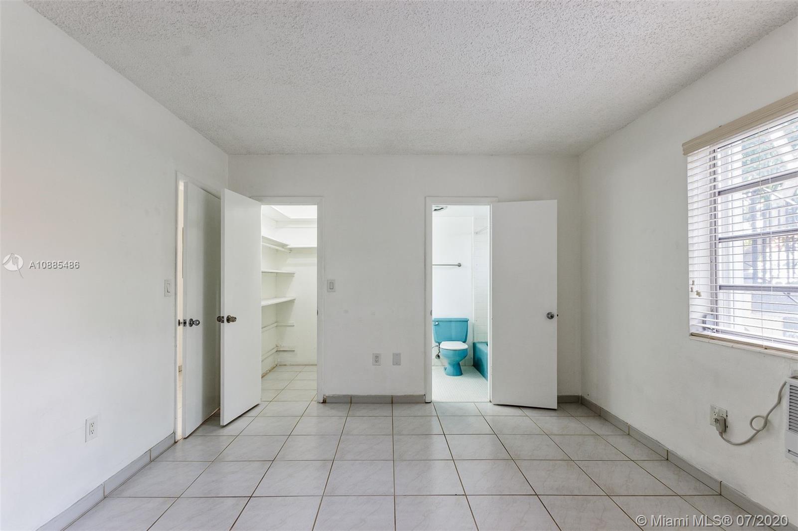 See details / 4789 sq. ft. $ 2020-12-01 0 Photo