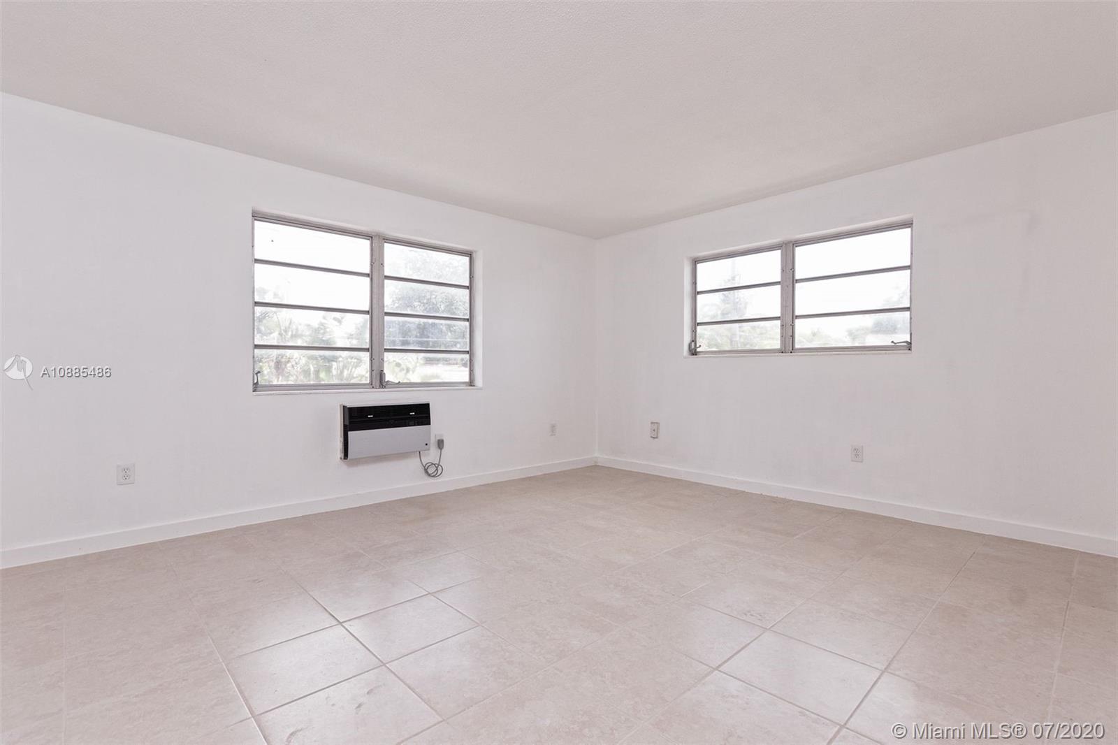 See details / 4789 sq. ft. $ 2020-12-01 0 Photo