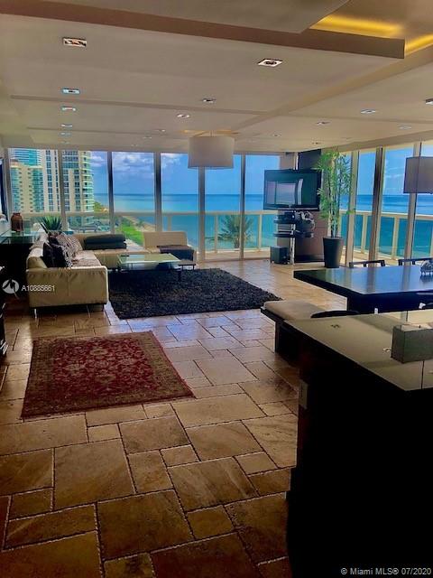 See details 1001 3 / 3 2065 sq. ft. $ 2020-07-01 0 Photo