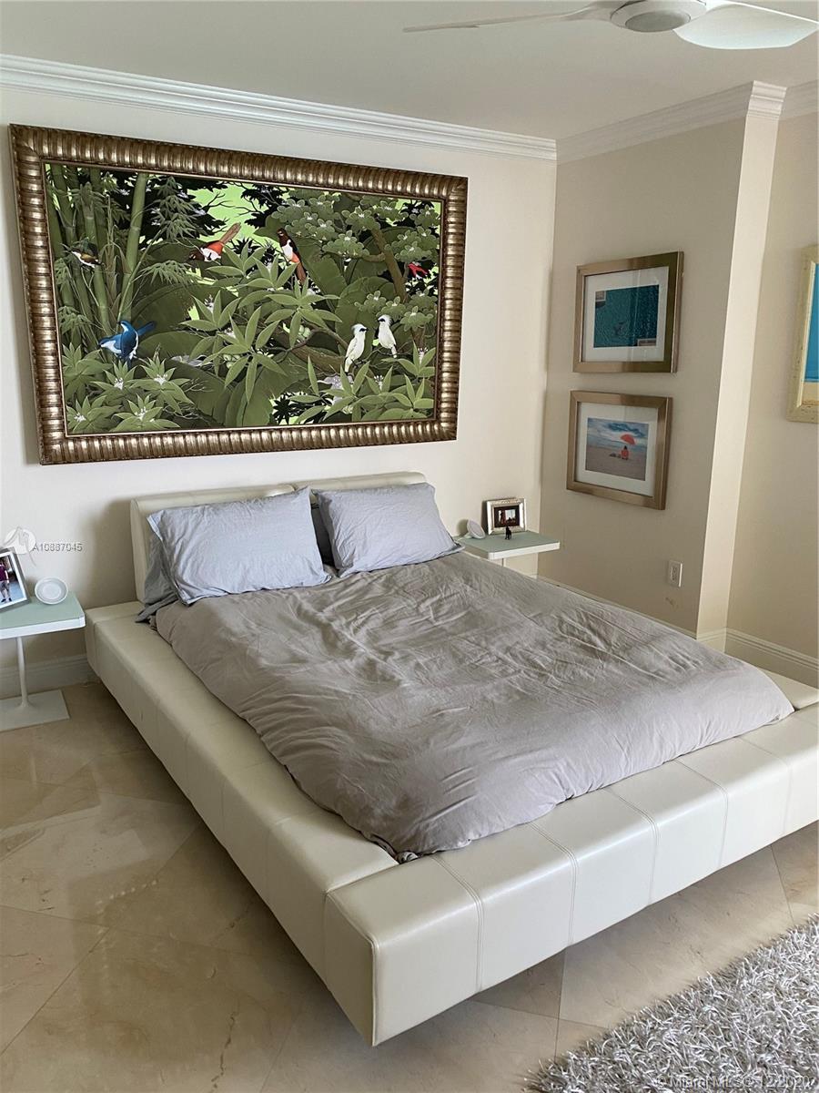 Ver detalles 3701 3 / 4 2078 sq. ft. $ 2020-09-01 0 foto