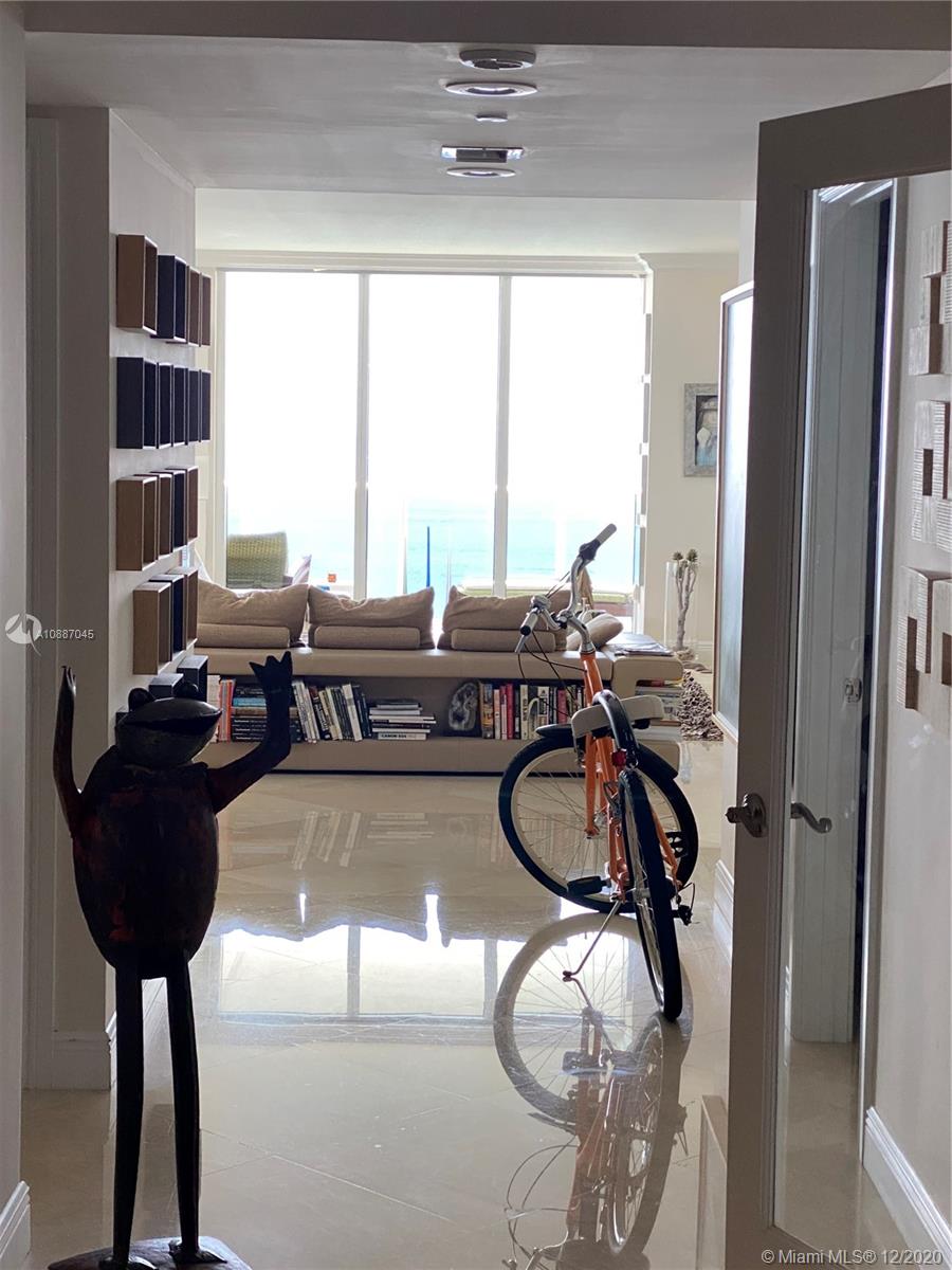 Ver detalles 3701 3 / 4 2078 sq. ft. $ 2020-09-01 0 foto