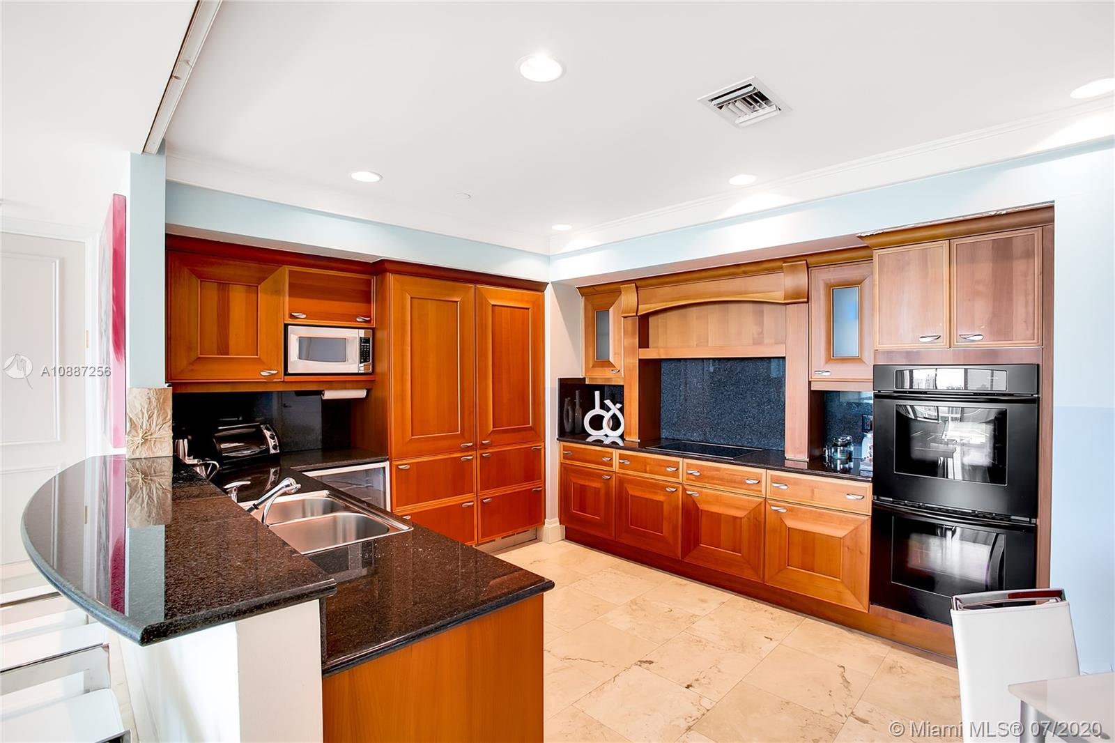 Photo of 20155 38th Ct #2005, Aventura, Florida, 33180 -