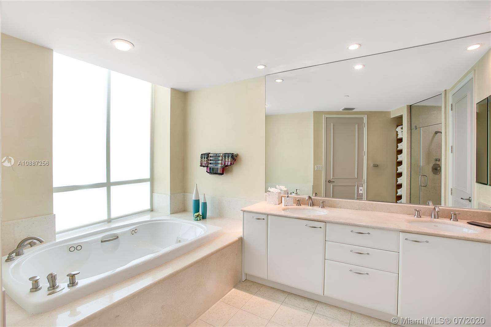 Photo of 20155 38th Ct #2005, Aventura, Florida, 33180 -