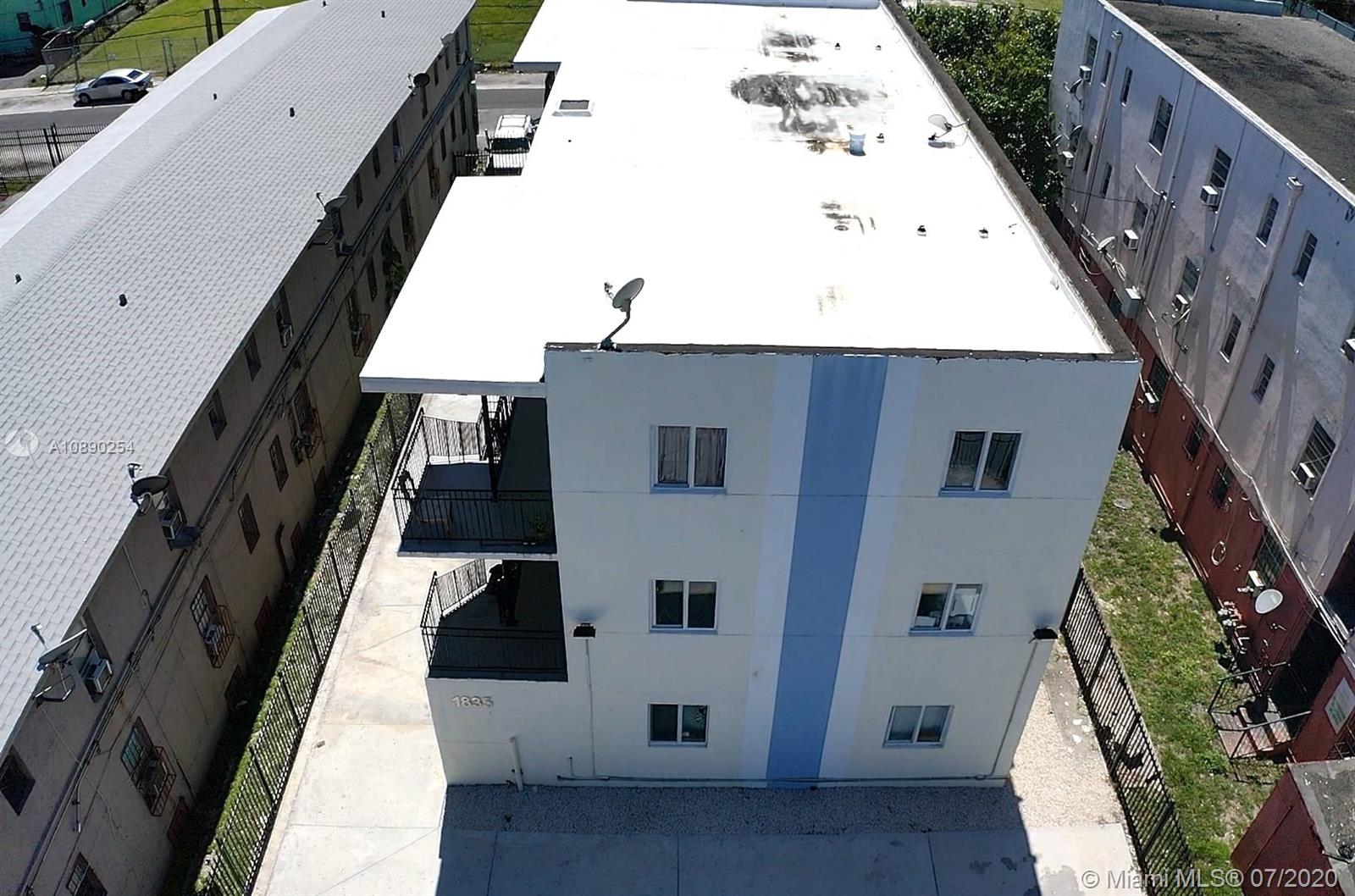 See details / 440 sq. ft. $ 2020-10-15 0 Photo