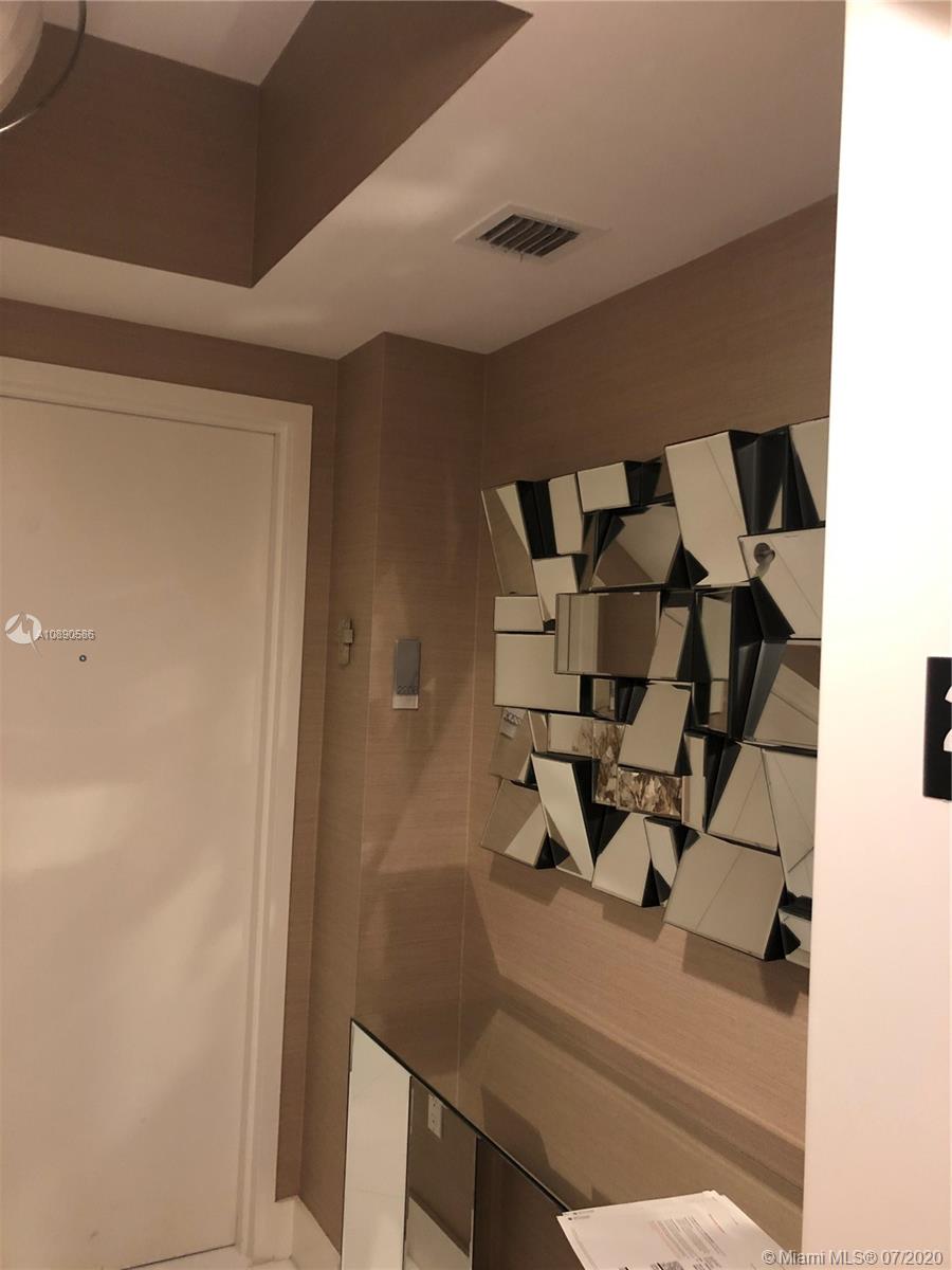 Photo of 2711 Ocean Dr #2206, Hollywood, Florida, 33019 -