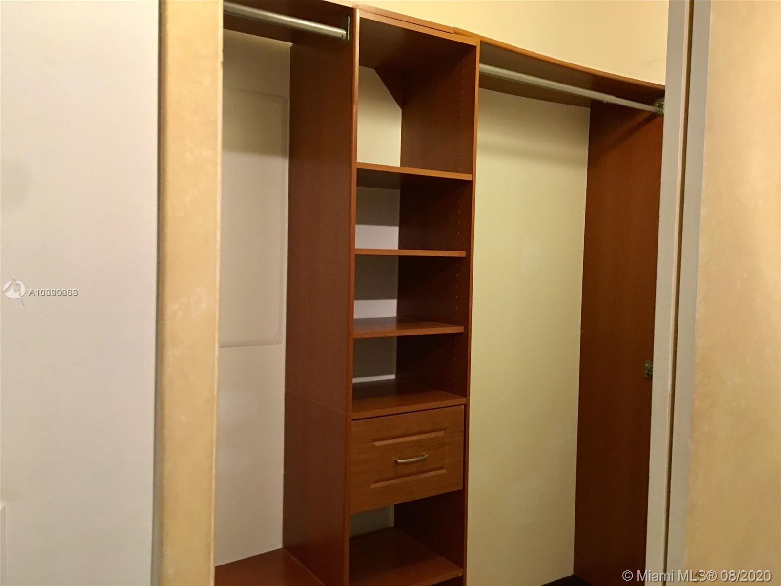 See details 3505 1 / 1 811 sq. ft. $ 2020-08-28 0 Photo