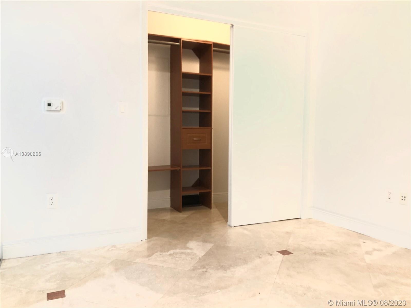 See details 3505 1 / 1 811 sq. ft. $ 2020-08-28 0 Photo