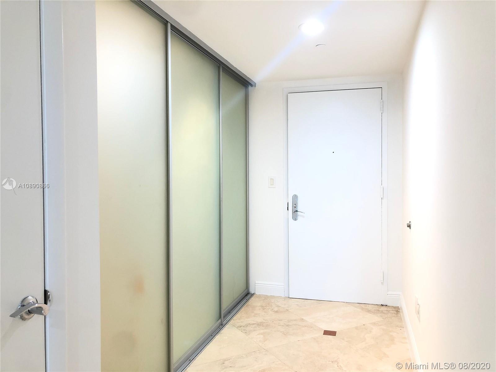 See details 3505 1 / 1 811 sq. ft. $ 2020-08-28 0 Photo