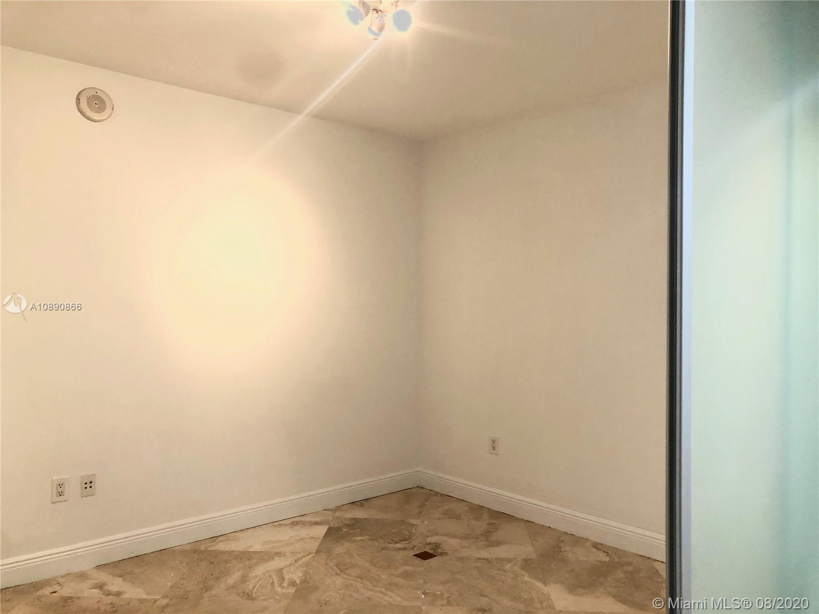 See details 3505 1 / 1 811 sq. ft. $ 2020-08-28 0 Photo