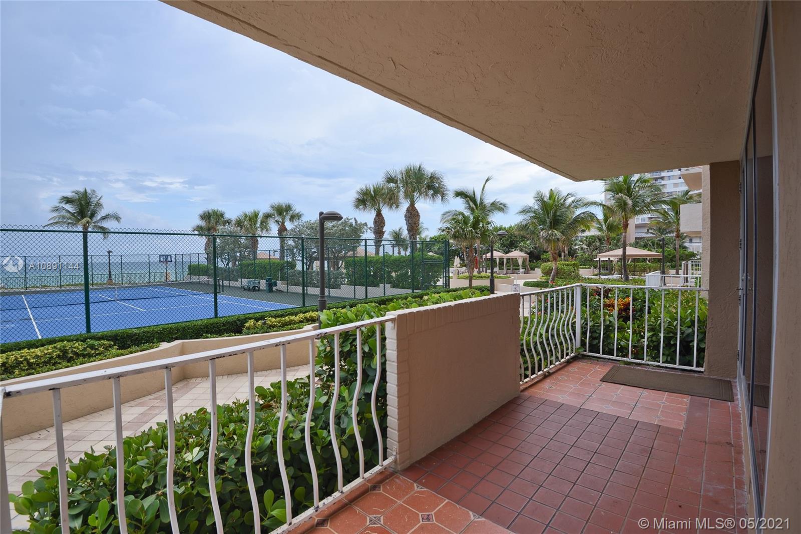Photo of 1912 Ocean Dr #2D, Hallandale Beach, Florida, 33009 -