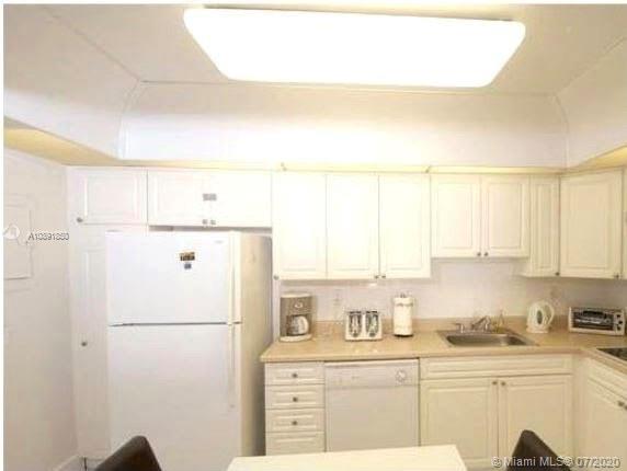 Photo of 19370 Collins Ave #625, Sunny Isles Beach, Florida, 33160 -