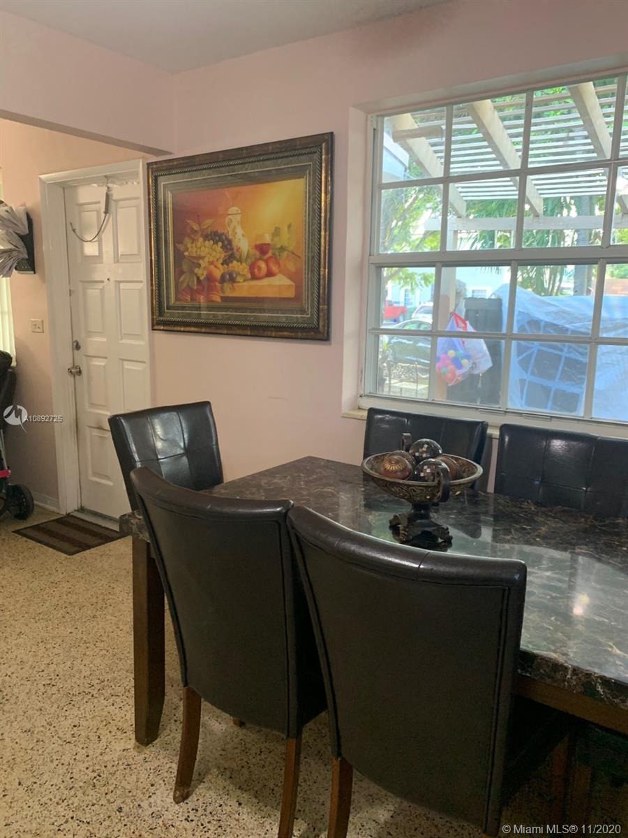 See details / 1265 sq. ft. $ 2020-11-19 0 Photo