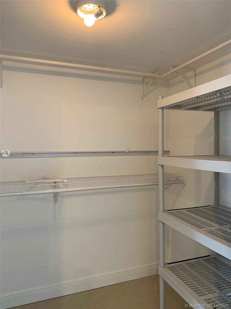 See details 2309 2 / 1 1086 sq. ft. $ 2020-08-31 0 Photo