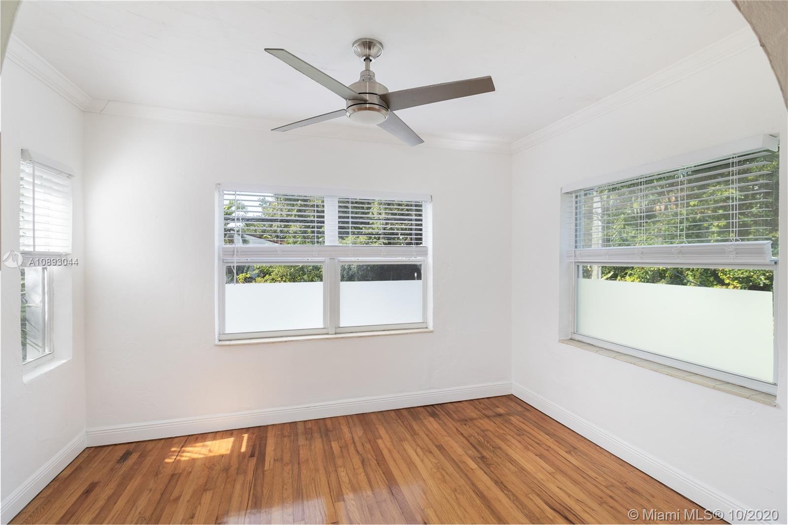 See details / 2719 sq. ft. $ 2020-12-29 0 Photo