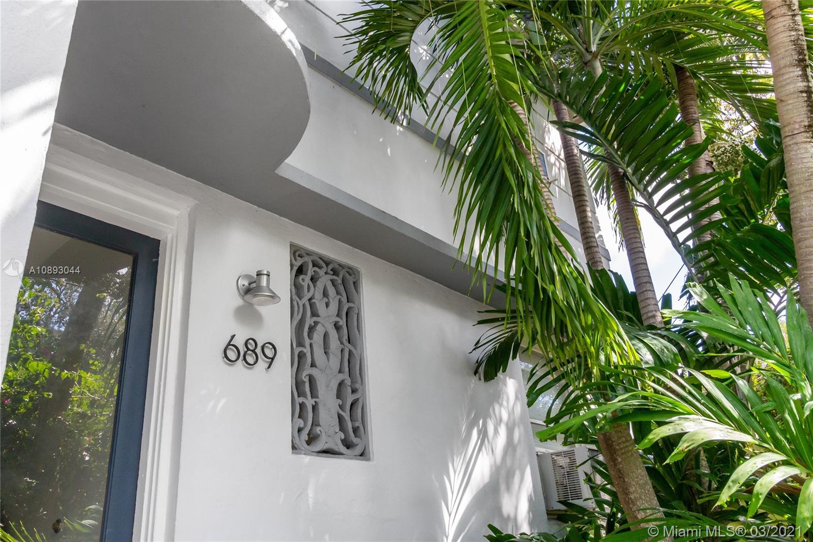 See details / 2719 sq. ft. $ 2020-12-29 0 Photo