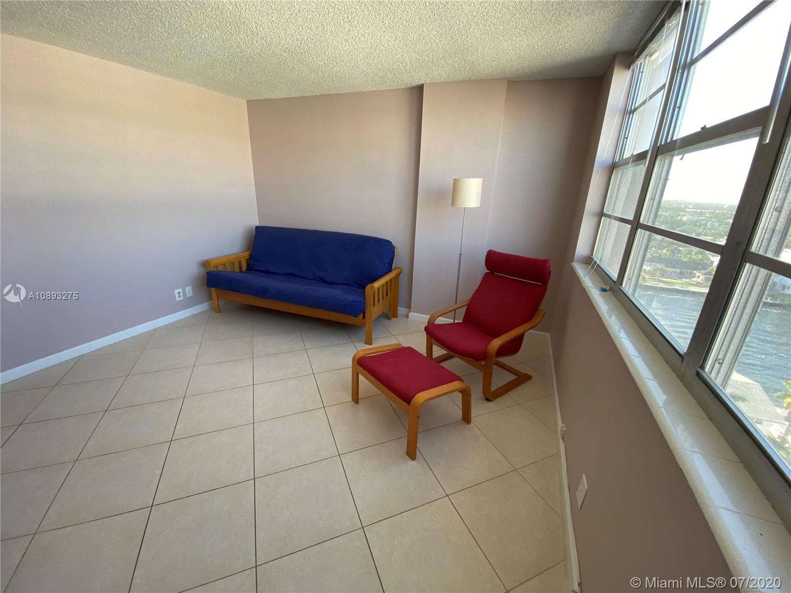 Photo of 3161 Ocean Dr #1402, Hallandale Beach, Florida, 33009 - Master bedroom