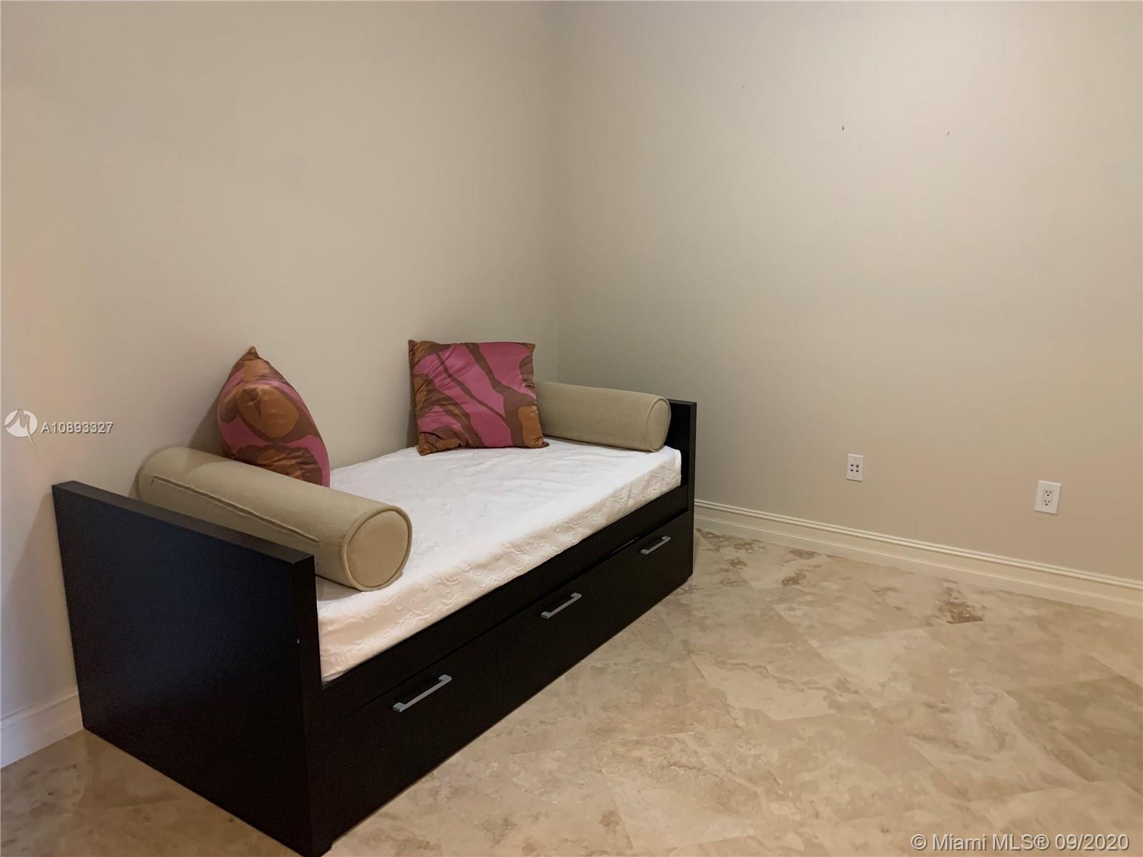 See details 2603 3 / 3 1841 sq. ft. $ 2020-07-15 0 Photo