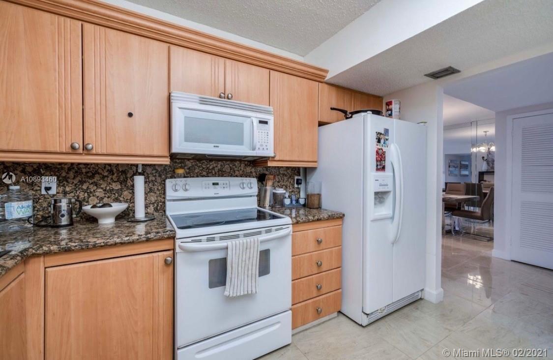 Photo of 2500 Parkview Dr #615, Hallandale Beach, Florida, 33009 -