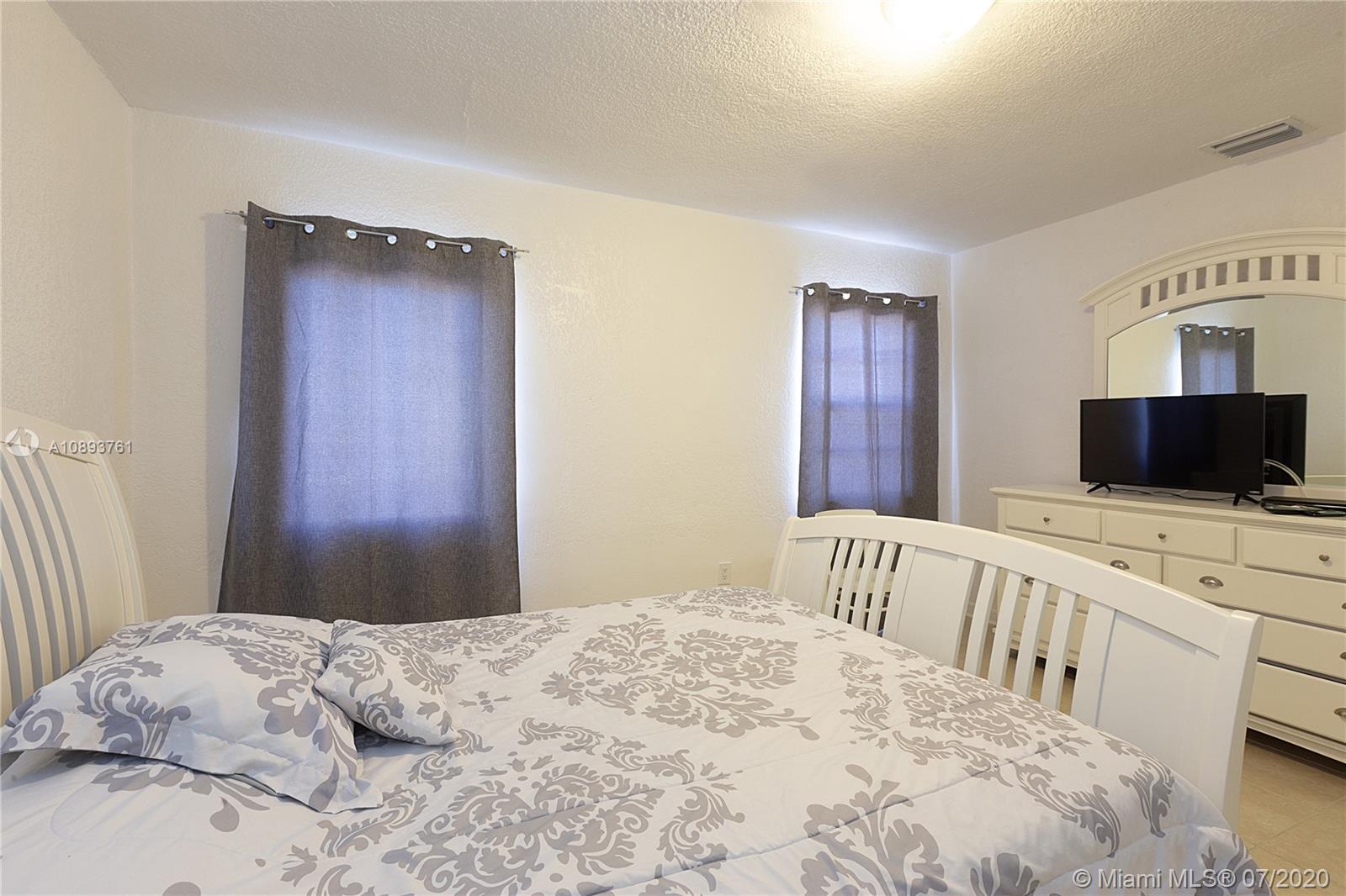 See details / 2534 sq. ft. $ 2020-07-16 0 Photo