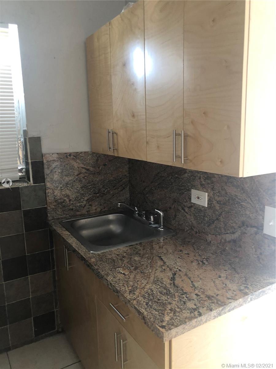 See details / 1224 sq. ft. $ 2021-02-03 0 Photo