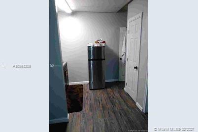 See details / 1224 sq. ft. $ 2021-02-03 0 Photo