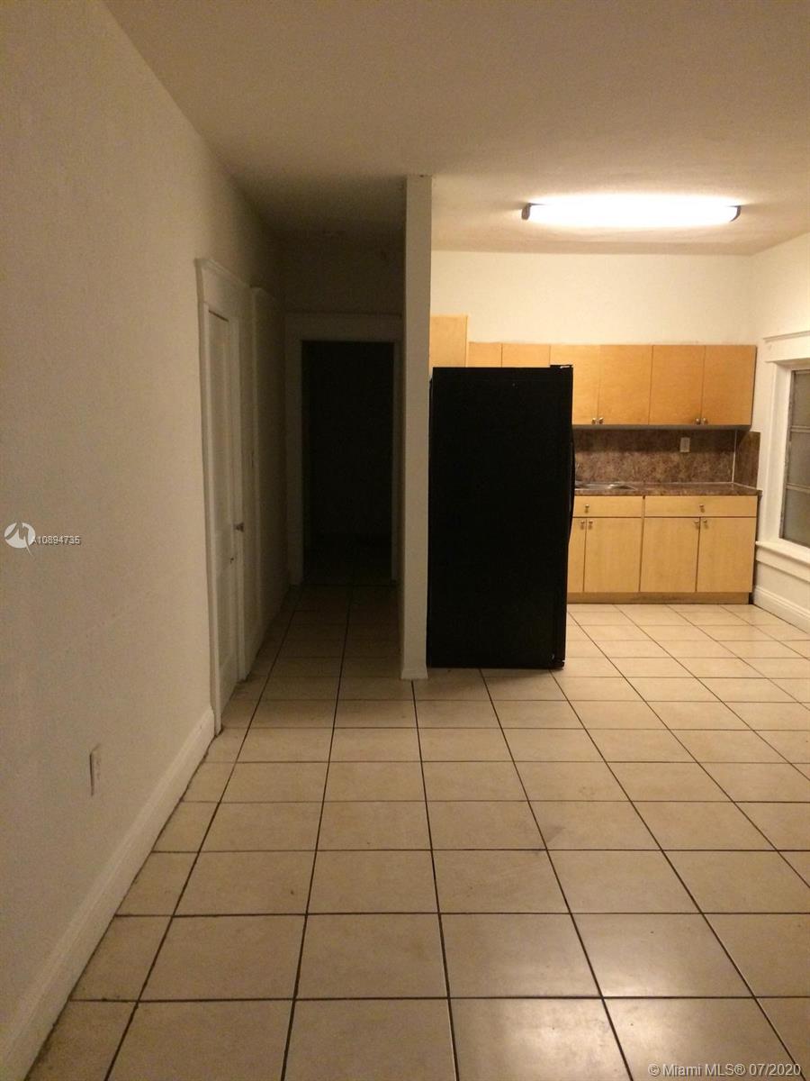 See details / 1733 sq. ft. $ 2021-02-25 0 Photo
