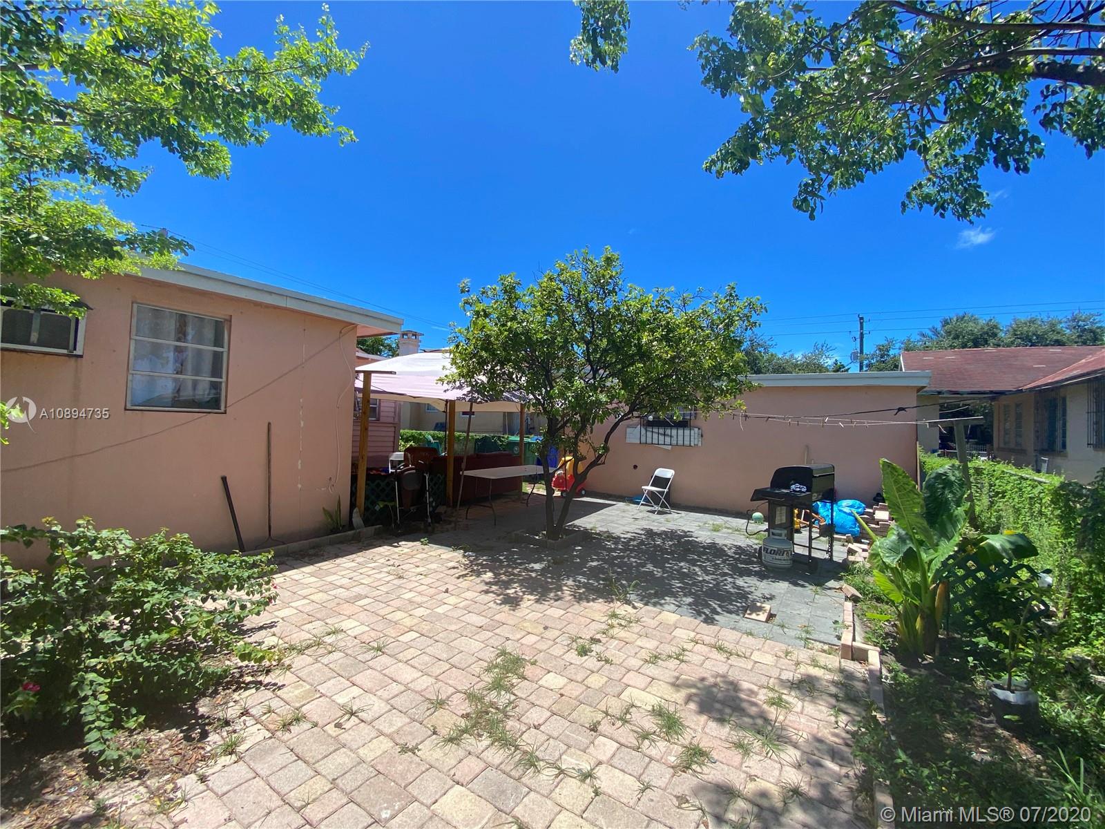See details / 1733 sq. ft. $ 2021-02-25 0 Photo