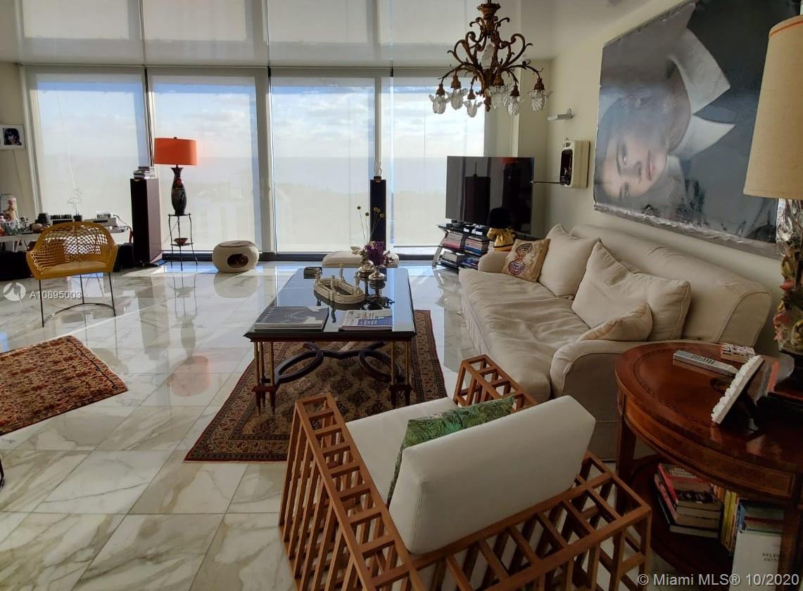 Photo of 20281 Country Club Dr #2402, Aventura, Florida, 33180 - Restaurant