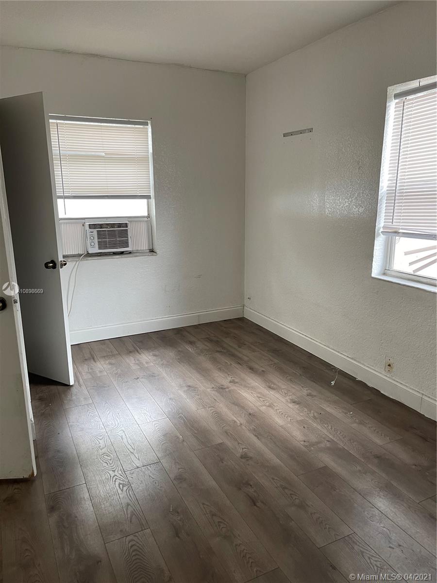See details / sq. ft. $ 2020-07-28 0 Photo