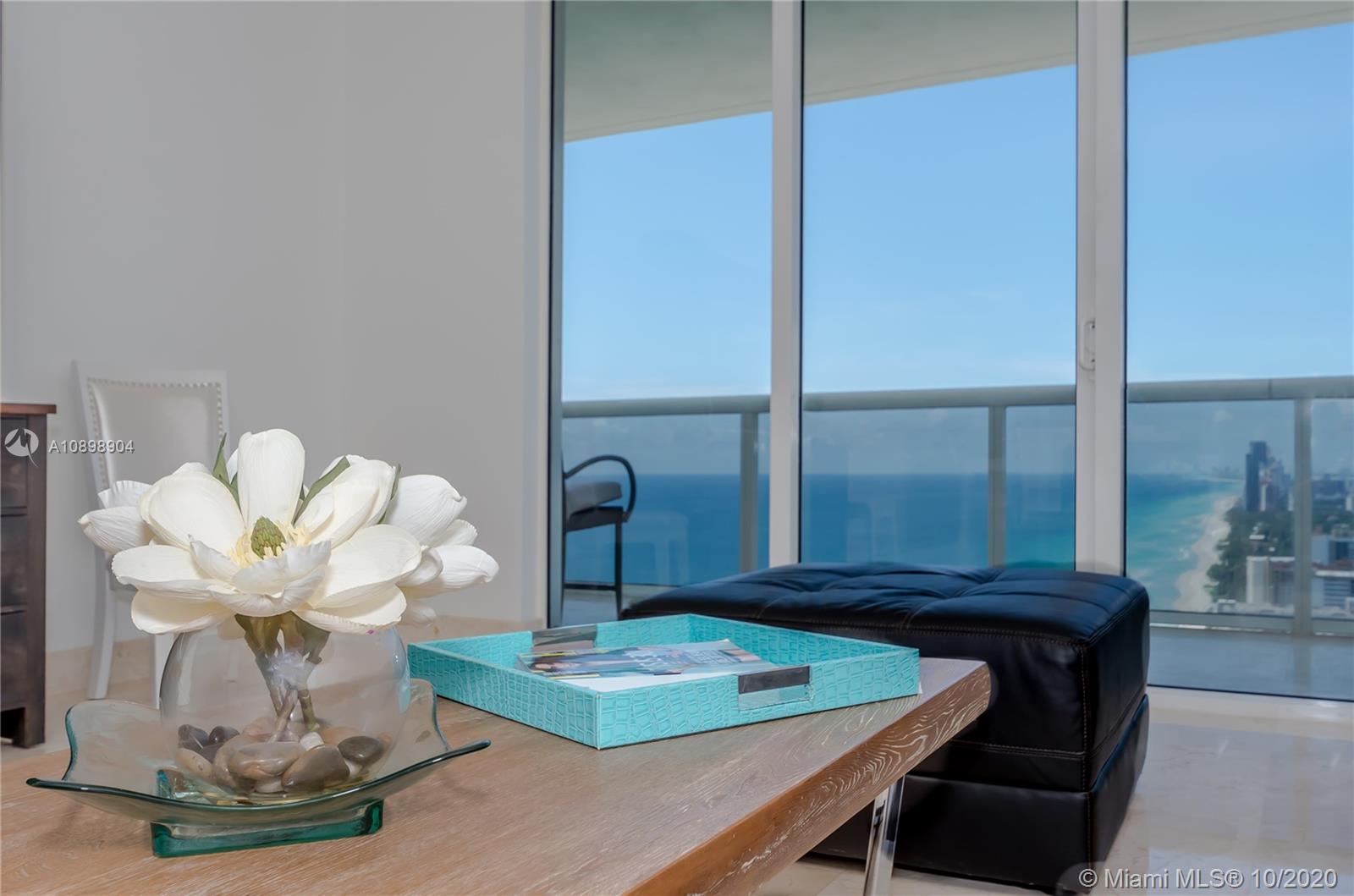 Ver detalles 4303 3 / 3 1733 sq. ft. $ 2020-12-14 0 foto