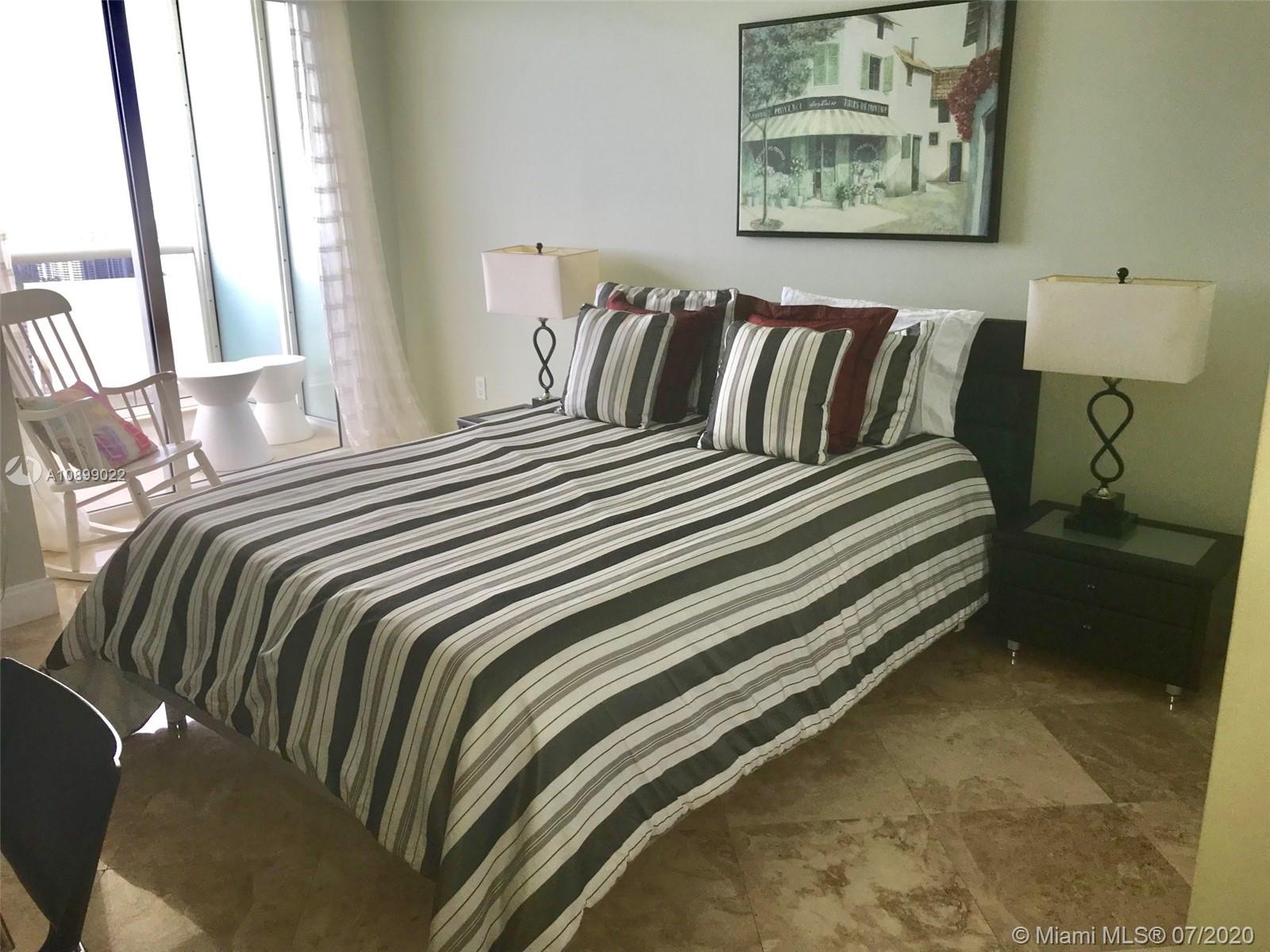 Ver detalles 4803 3 / 3 1733 sq. ft. $ 2020-07-23 0 foto