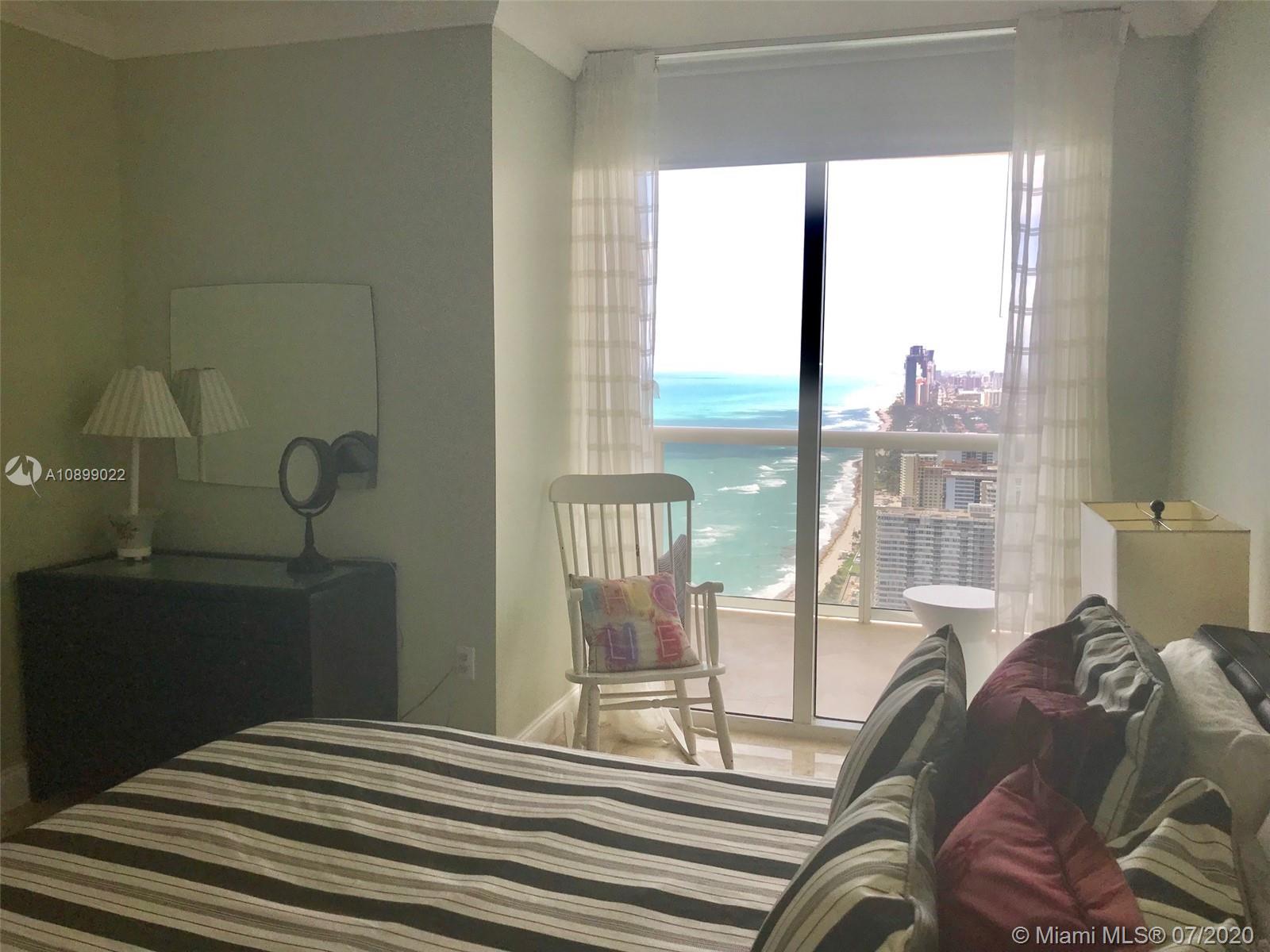 Ver detalles 4803 3 / 3 1733 sq. ft. $ 2020-07-23 0 foto
