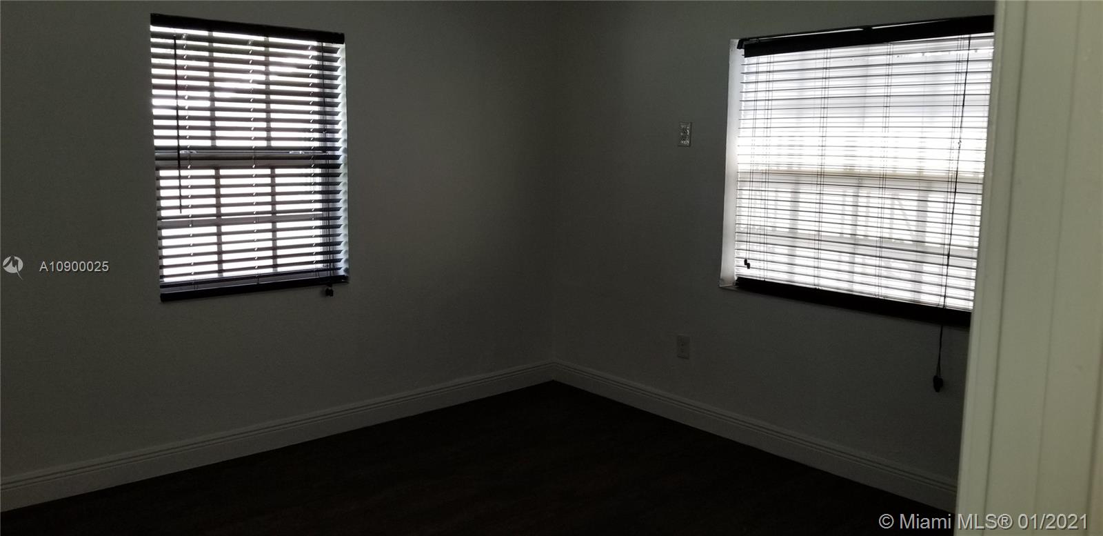 See details / 1725 sq. ft. $ 2021-01-27 0 Photo