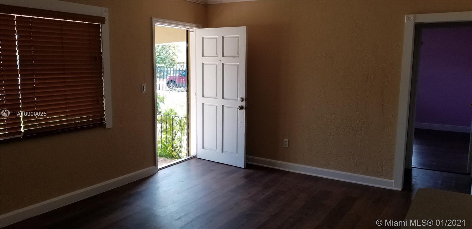 See details / 1725 sq. ft. $ 2021-01-27 0 Photo