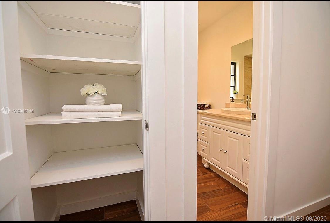 See details / sq. ft. $ 2020-07-27 0 Photo