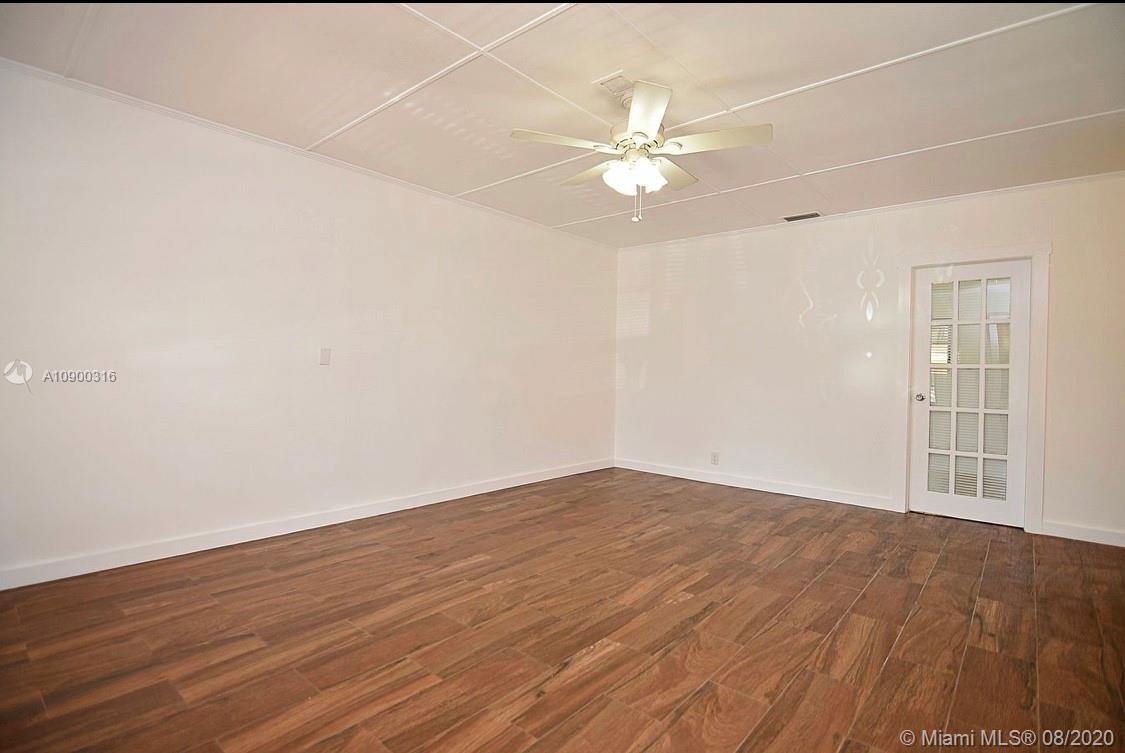 See details / sq. ft. $ 2020-07-27 0 Photo
