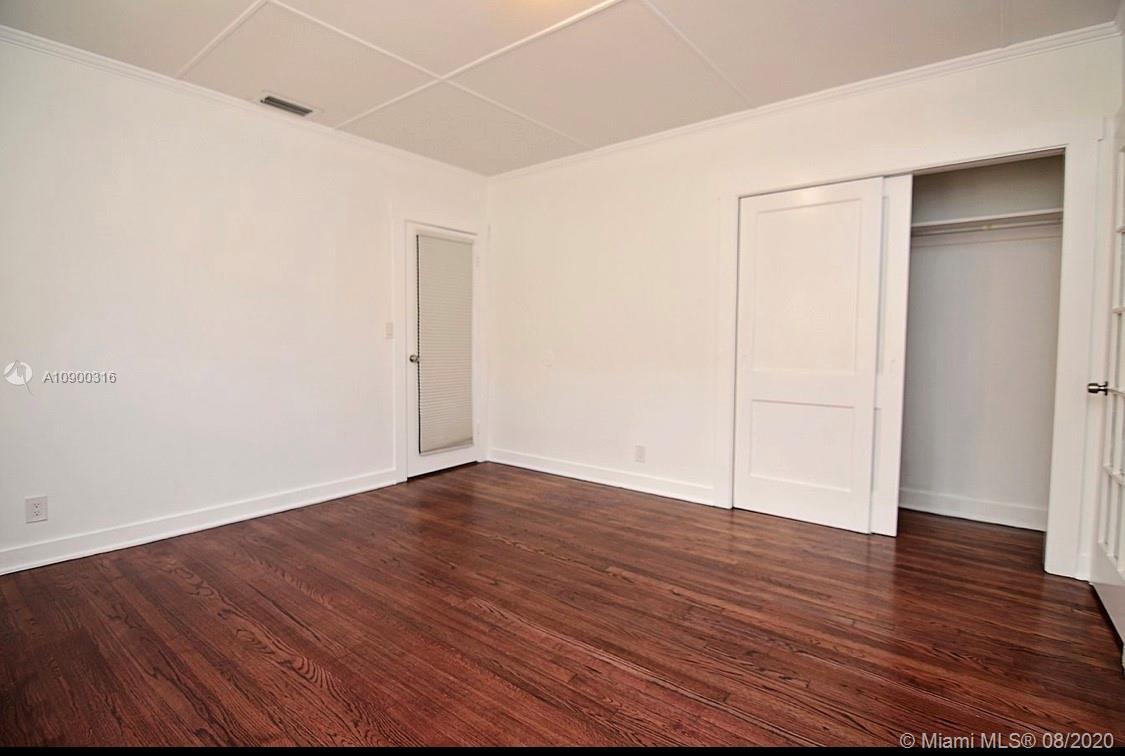 See details / sq. ft. $ 2020-07-27 0 Photo