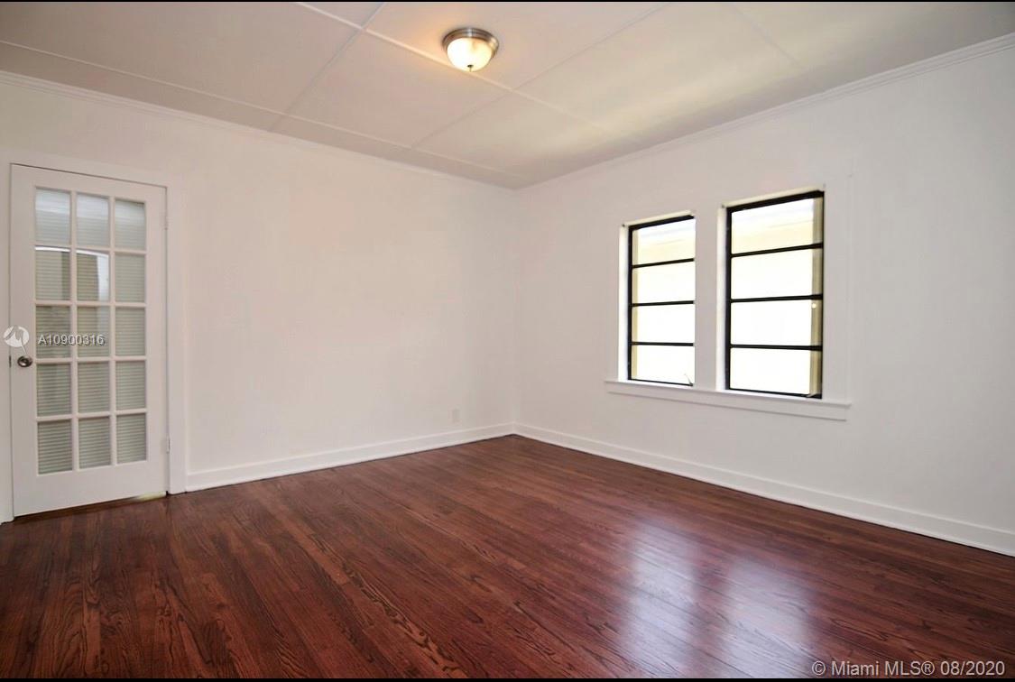 See details / sq. ft. $ 2020-07-27 0 Photo