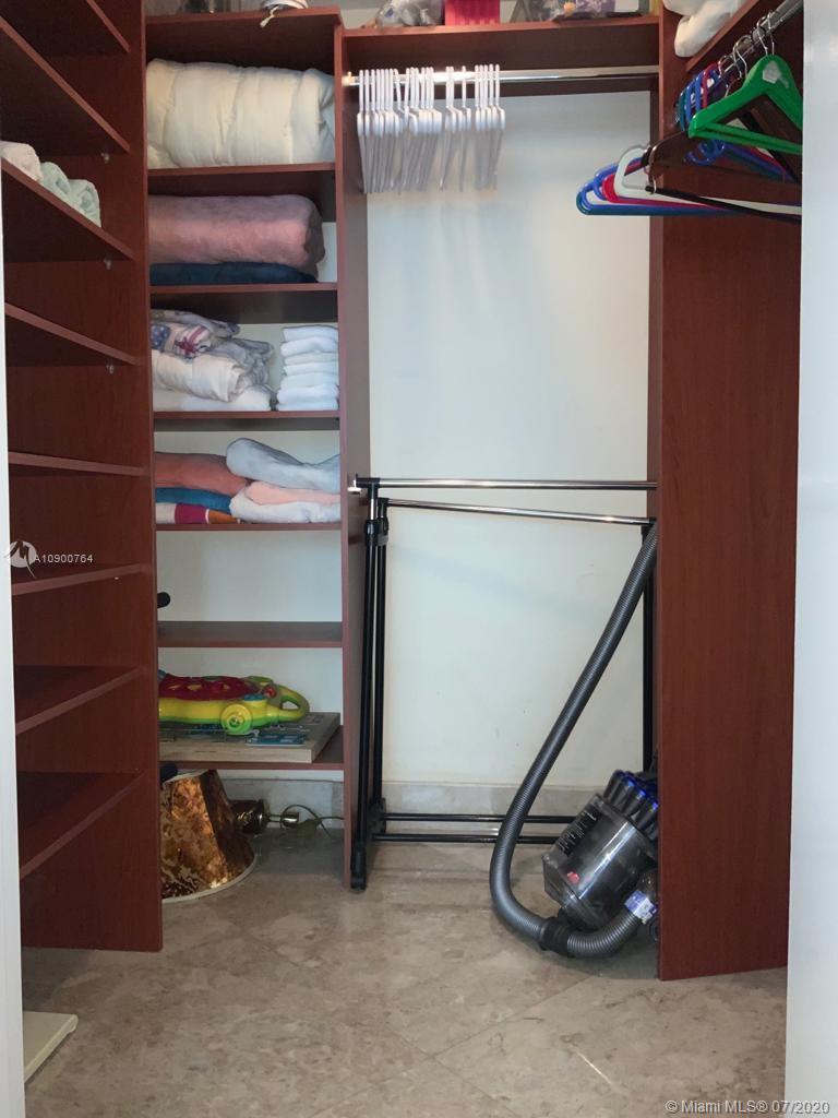 See details 510 2 / 2 1782 sq. ft. $ 2020-10-04 0 Photo